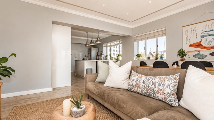 3 Bedroom Property for Sale in Sea Point Western Cape